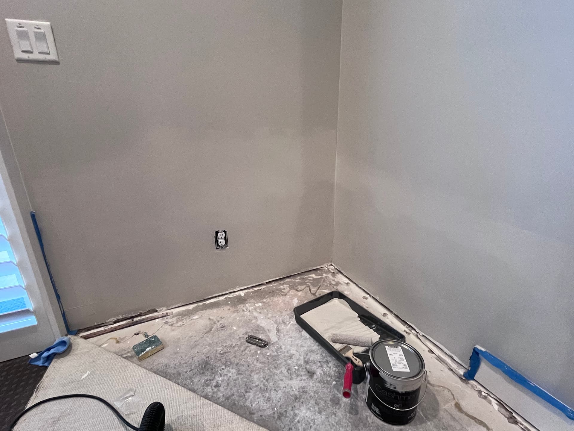 Gallery photos for Drywall Patch, Fresh Paint, and New Baseboards Done Right: Image #1