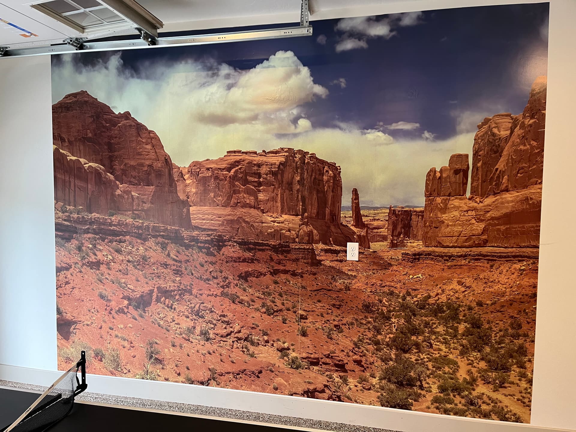 Gallery photos for Stunning Desert-Themed Game Room Transformation: Image #3